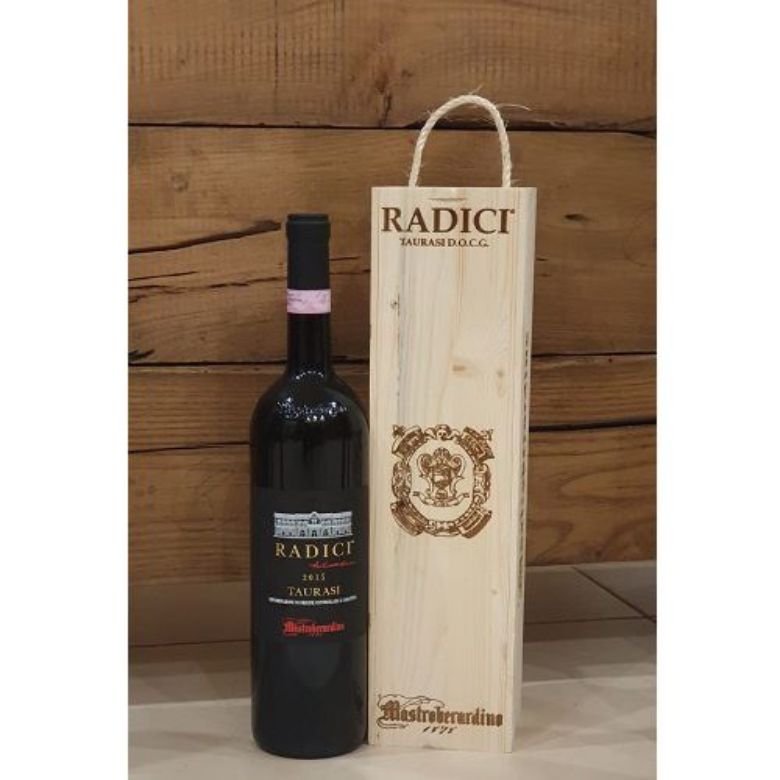 Immagine di VINO TAURASI RADICI 1,5 lt. DOCG 2015 -